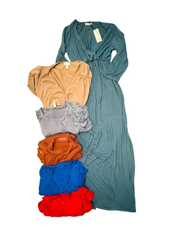 Isabel Maternity by Ingrid & Isabel Tops - Maternity Bundle - Womens Medium 8/10 Isabel Maternity, Mother Bee Dress Tops